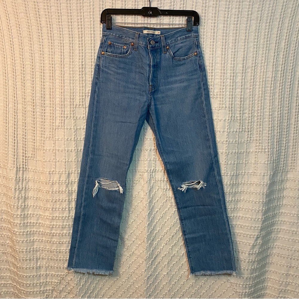 NWOT Levi's Wedgie Straight Jeans | Size 26